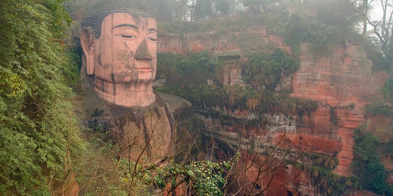 Area del Monte Emei e il Buddha gigante di Leshan