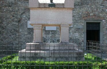 Tomba Del Petrarca