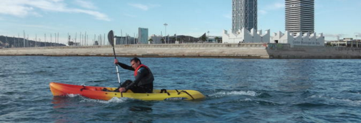 Esperienza in kayak e SUP a Barcellona
